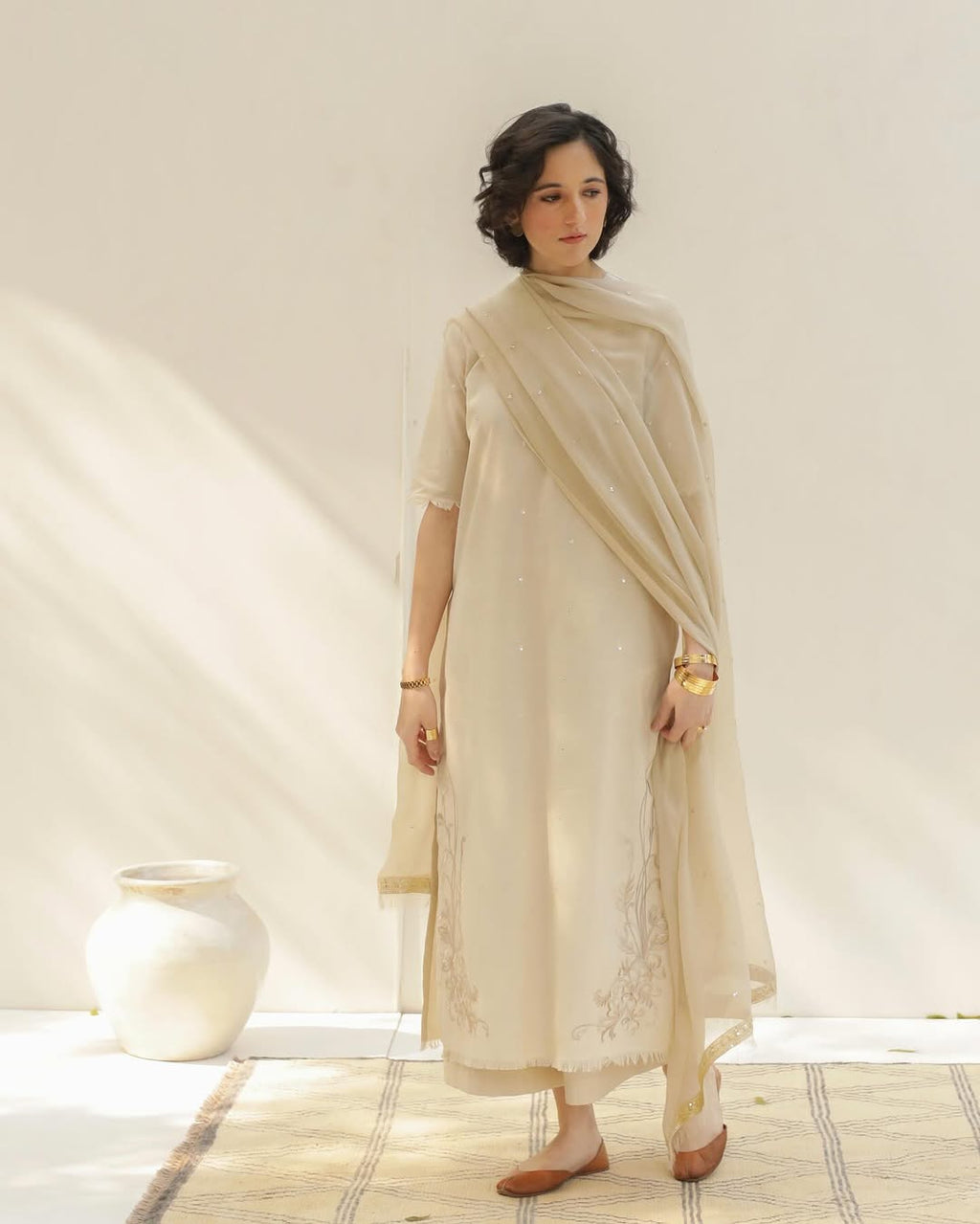 Ethereal Ivory Breeze – Premium Stitched 3-Piece Suit