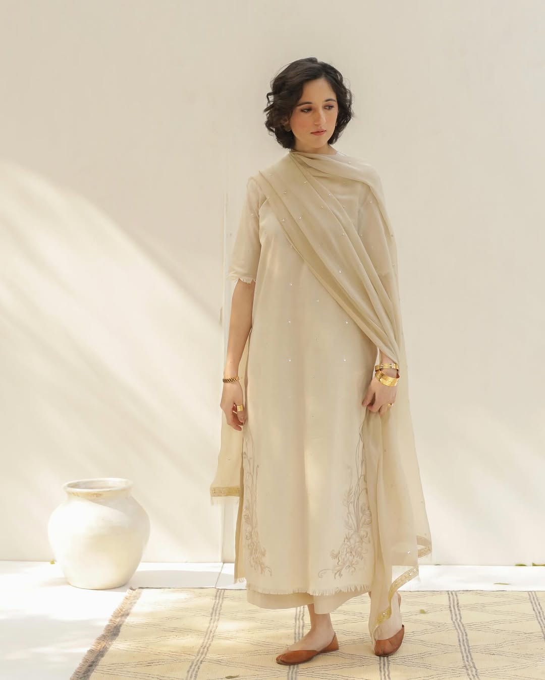 Ethereal Ivory Breeze – Premium Stitched 3-Piece Suit