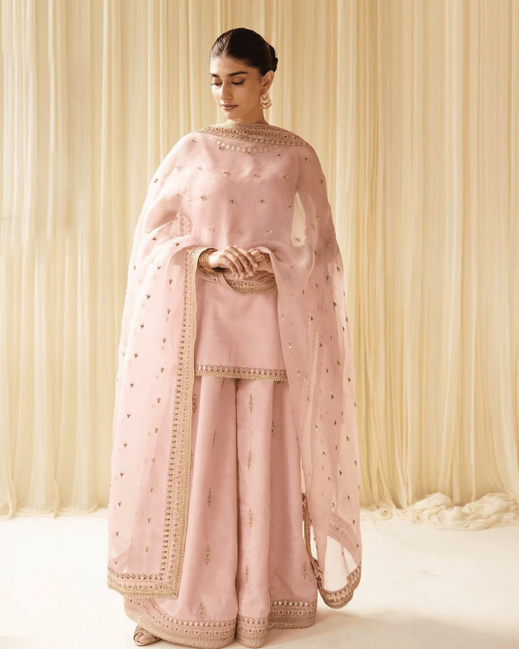Royal Gulabi – Timeless Elegance