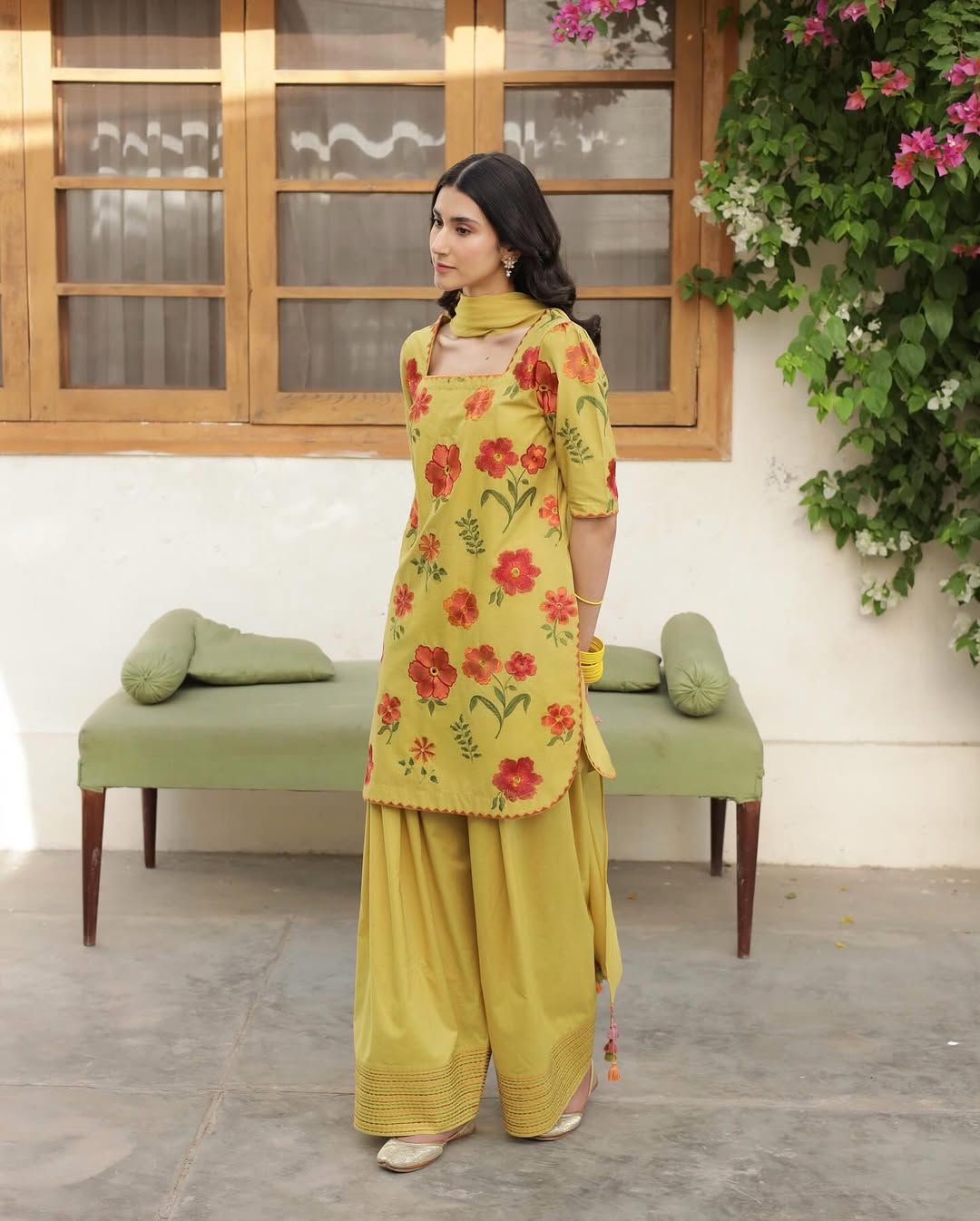 Olive Sunlight – 3 Piece Stitched Suit